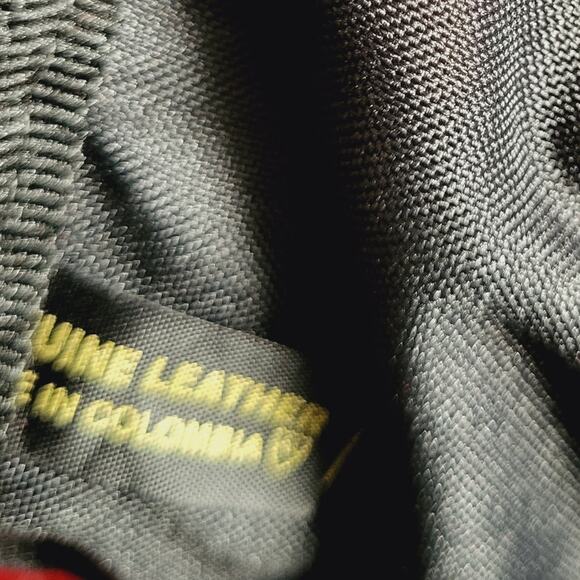 Le Donna Full Flap Over Red Leather Cross Over/ Shoulder Bag - Picture 15 of 16